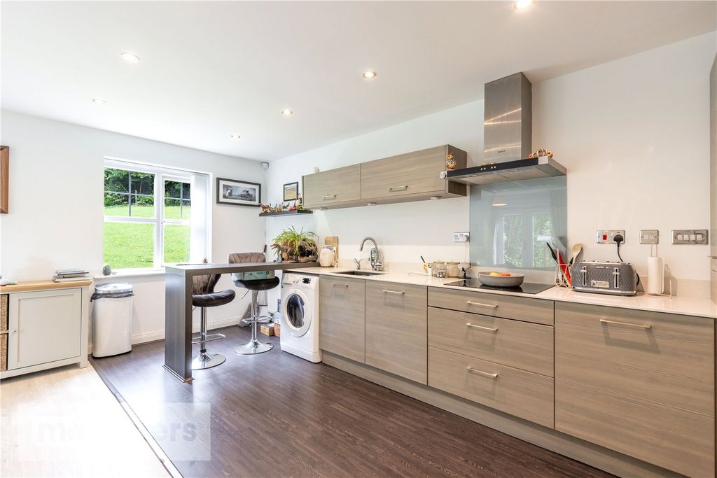 Property photo 3 of 15 Open Plan Living