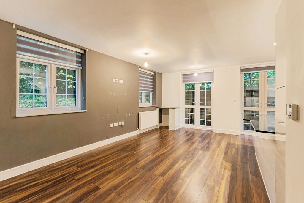 Property photo 3 of 13 Reception Room