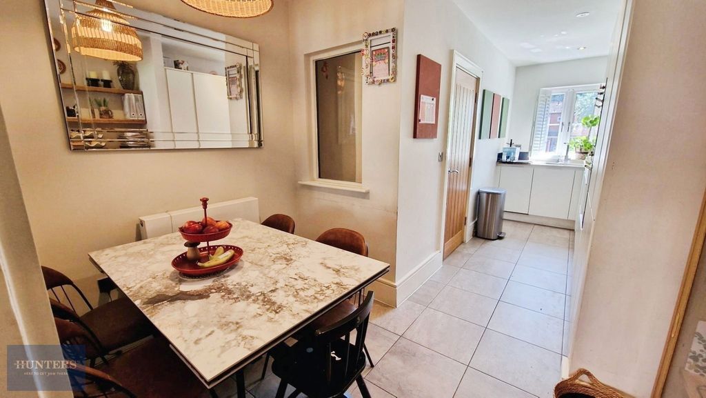 Property photo 3 of 23 Kitchen/Dining Area
