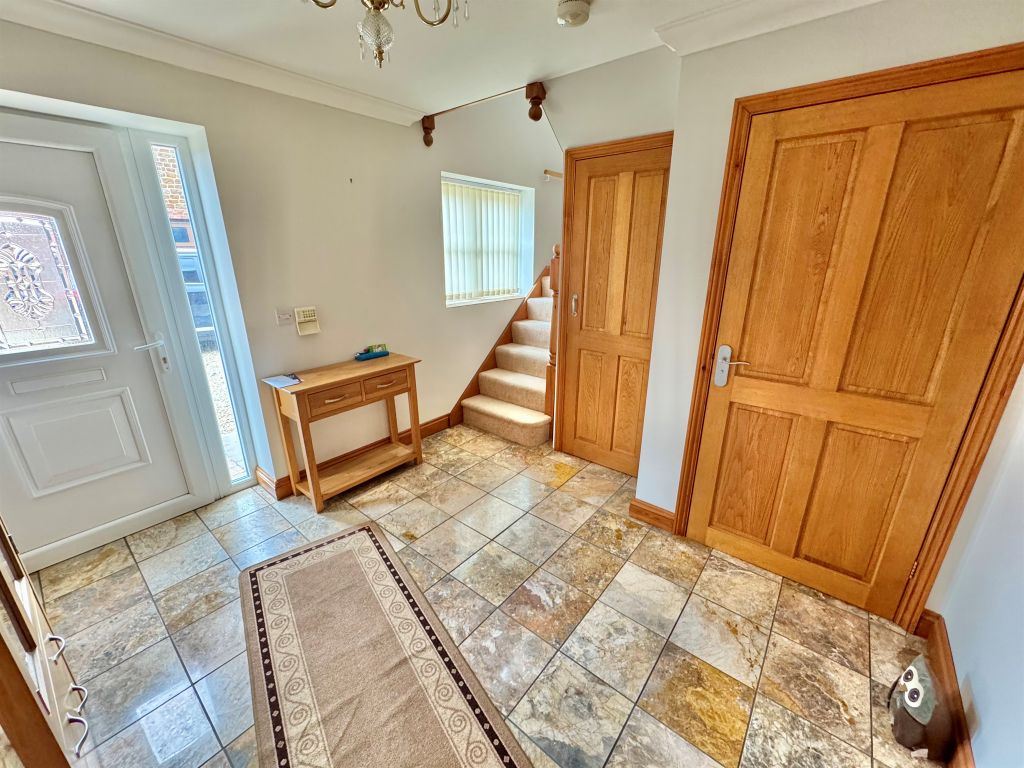 Property photo 2 of 35