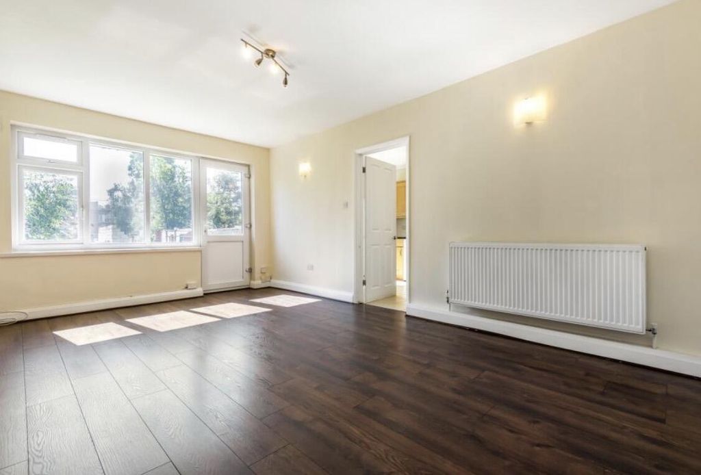 Property photo 3 of 8 Living Room