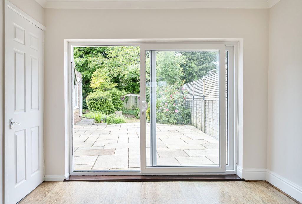 Property photo 2 of 15 1458702-9-6A05d56...