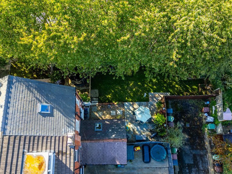 Property photo 2 of 24