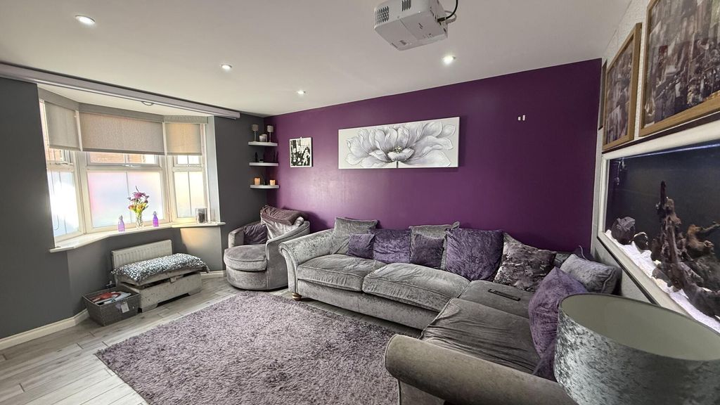 Property photo 2 of 15 Living Room