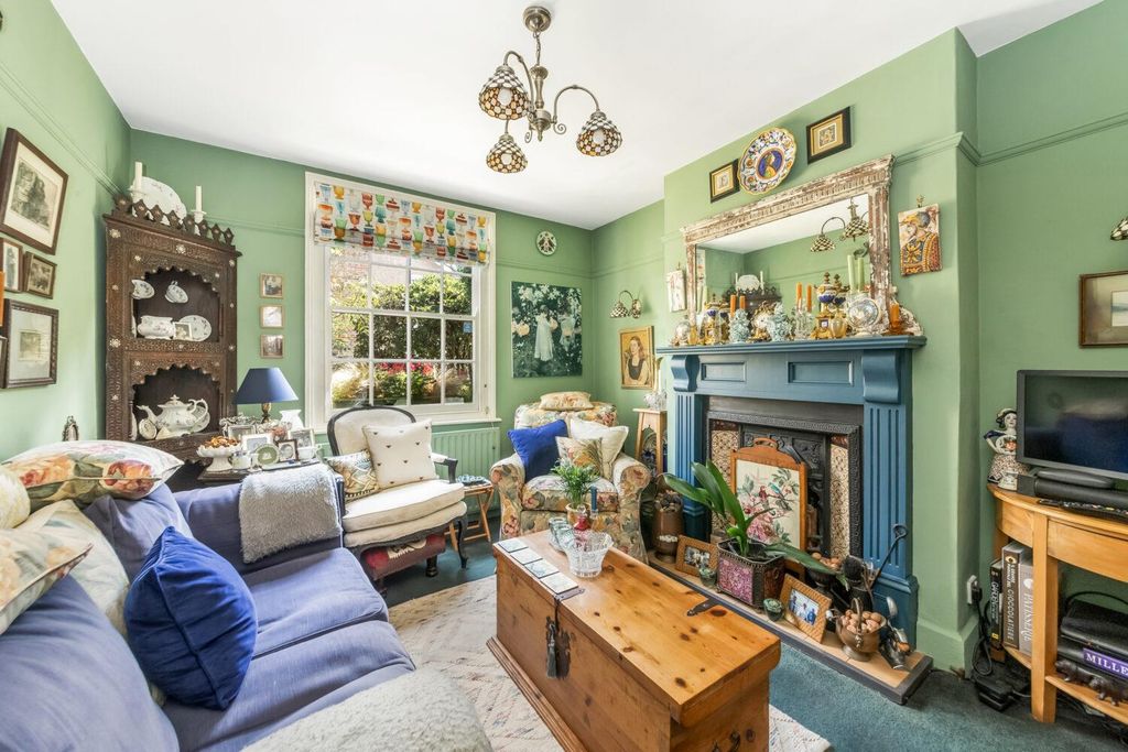 Property photo 2 of 12 2
