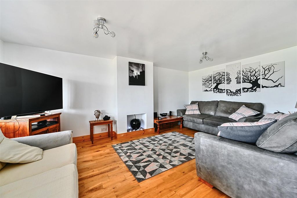 Property photo 3 of 31 69 Links Drive - Tn401Th - Photos (23).Jpg