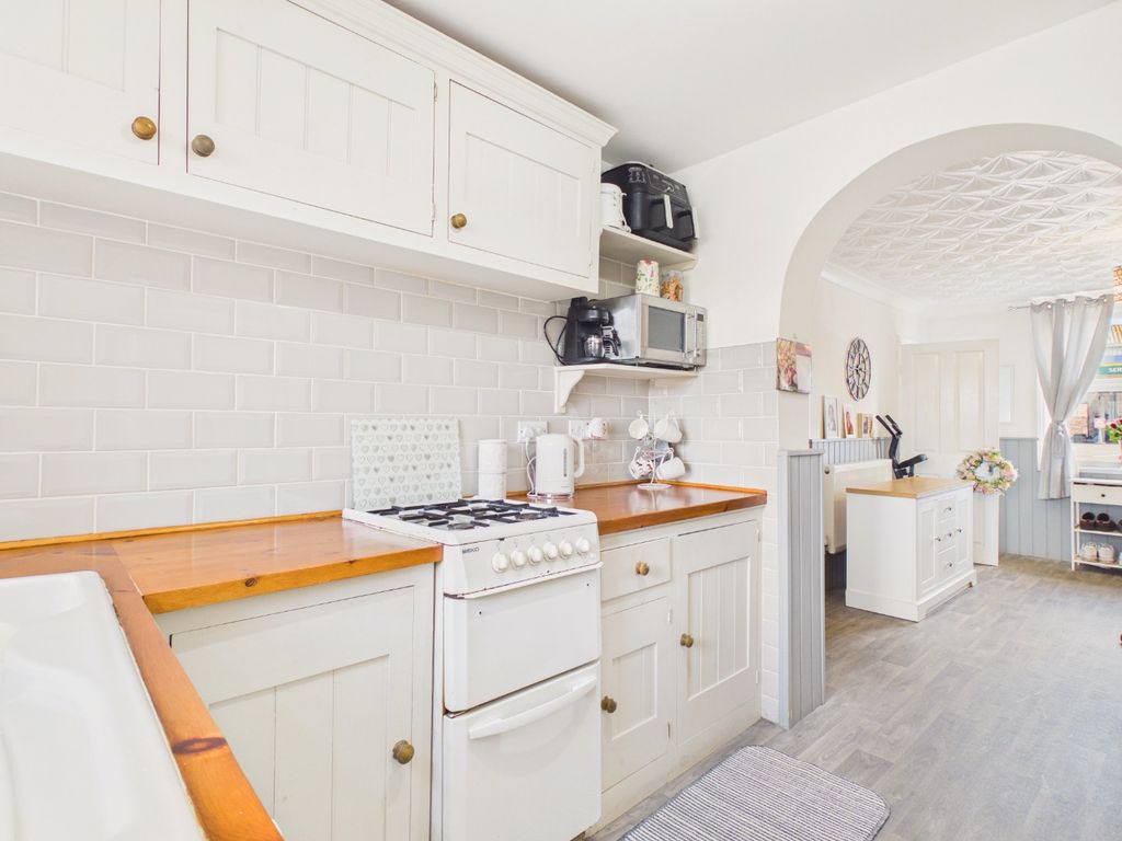 Property photo 2 of 13 5076324