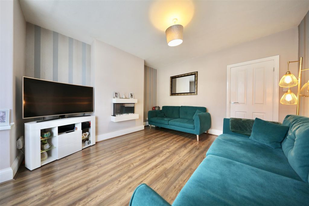 Property photo 2 of 17 0A9A7034.Jpg