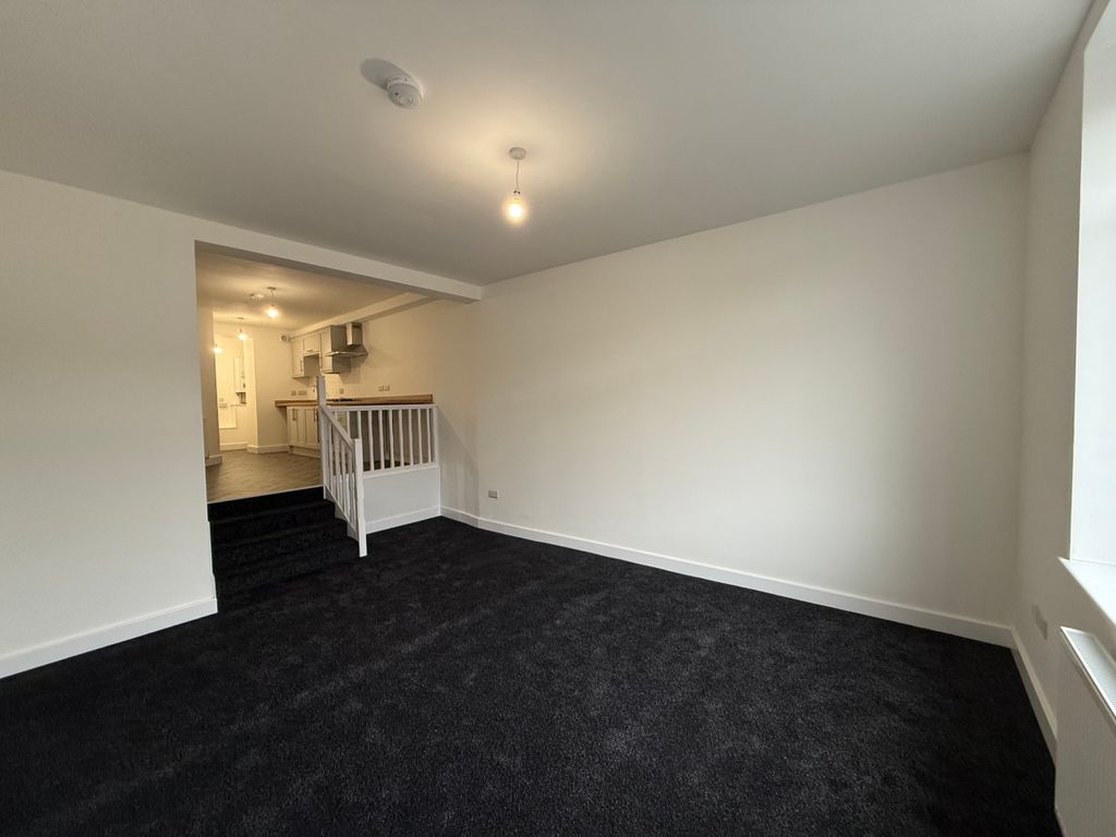 Property photo 3 of 5 Living Area