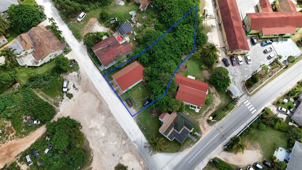 Property photo 2 of 6