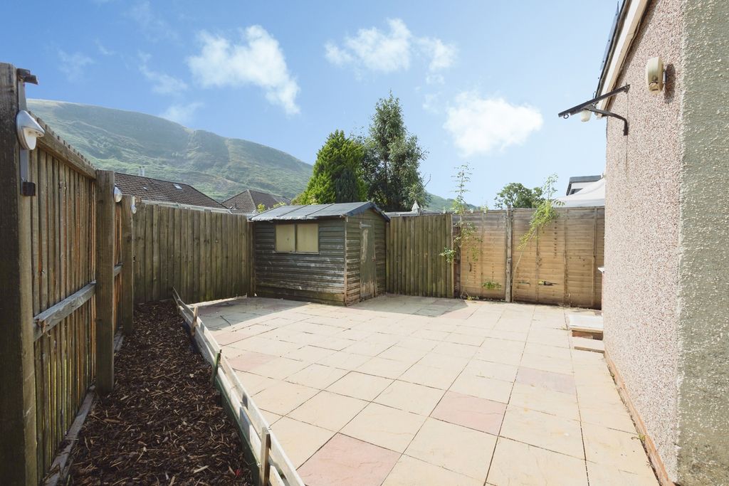 Property photo 2 of 16 Pbox-Img.Jpg