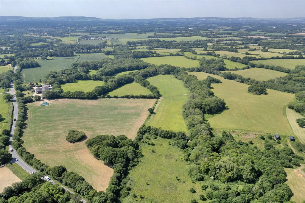 Property photo 1 of 16 Little Holmbush Farm