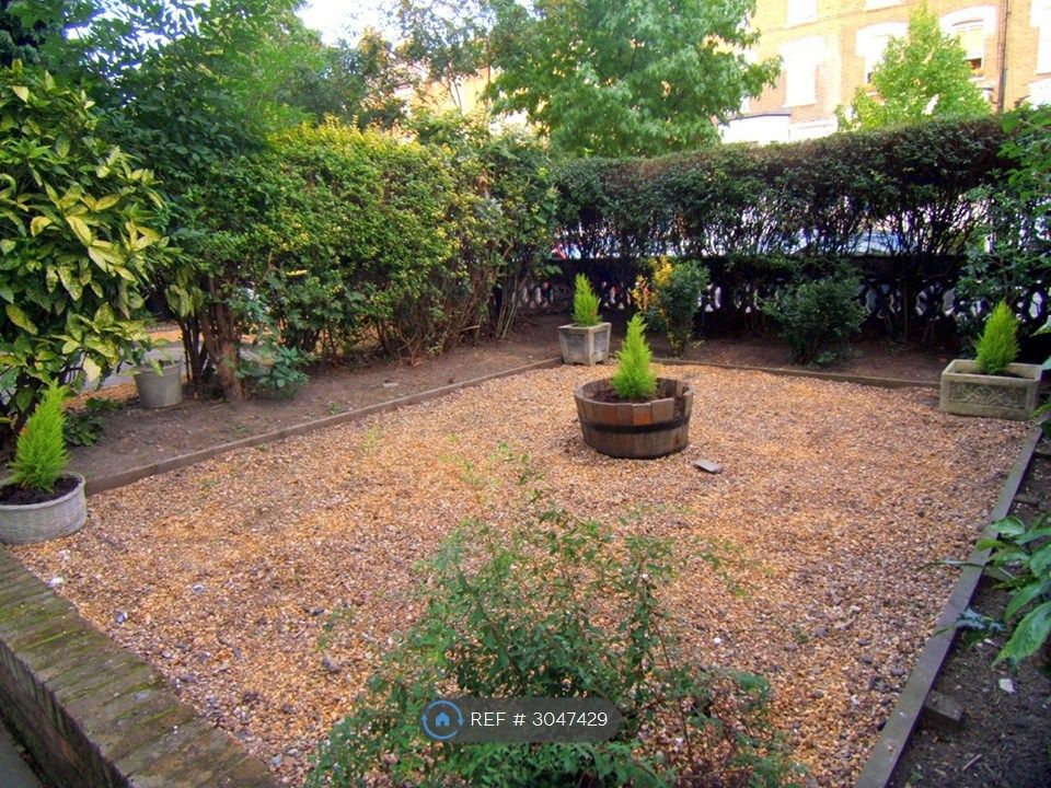 Property photo 3 of 4 Front Garden