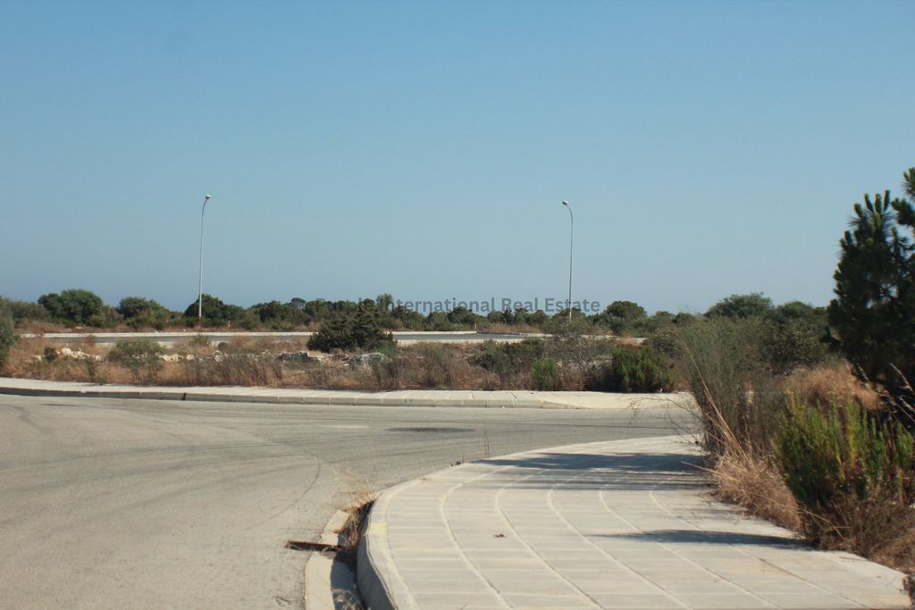 Property photo 3 of 5