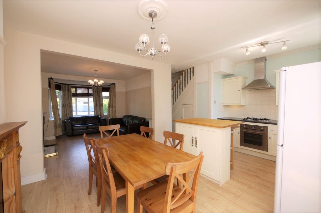 Property photo 1 of 7 5033470