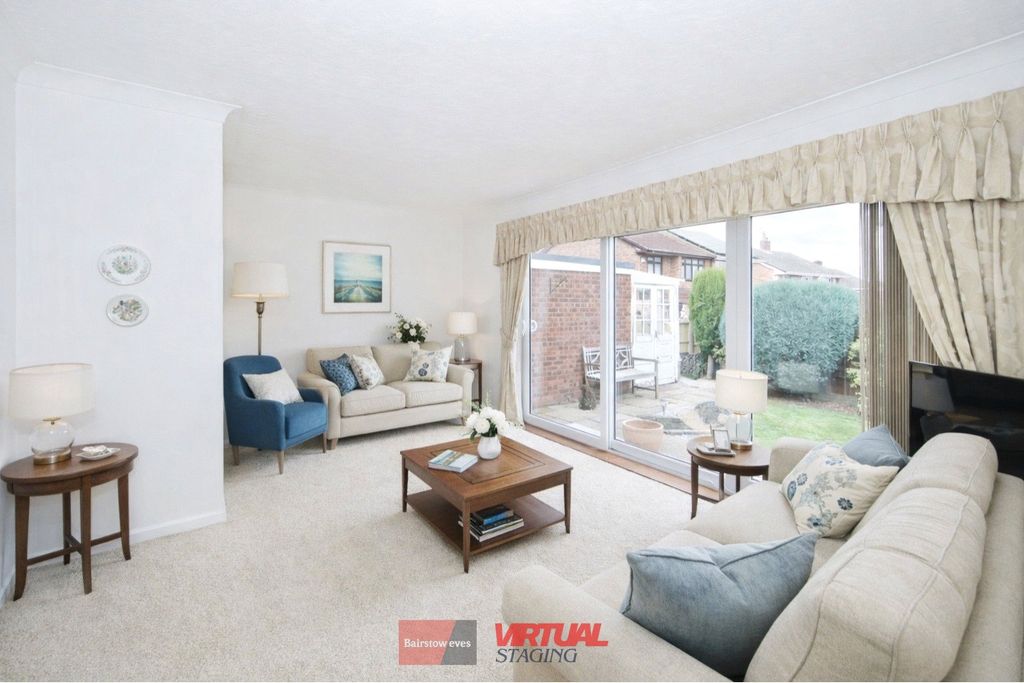 Property photo 3 of 18 Picture No. 21