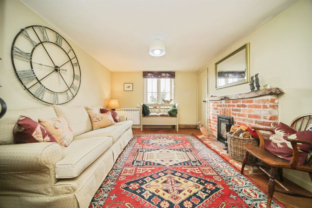 Property photo 3 of 18
