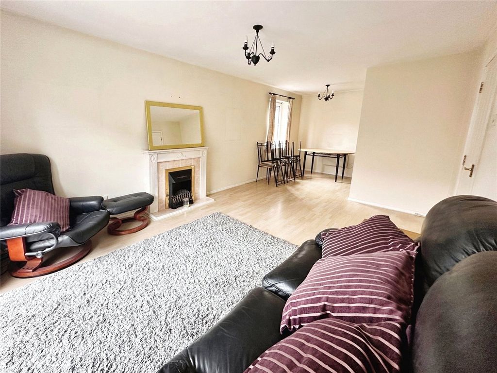 Property photo 3 of 14 Picture No. 28