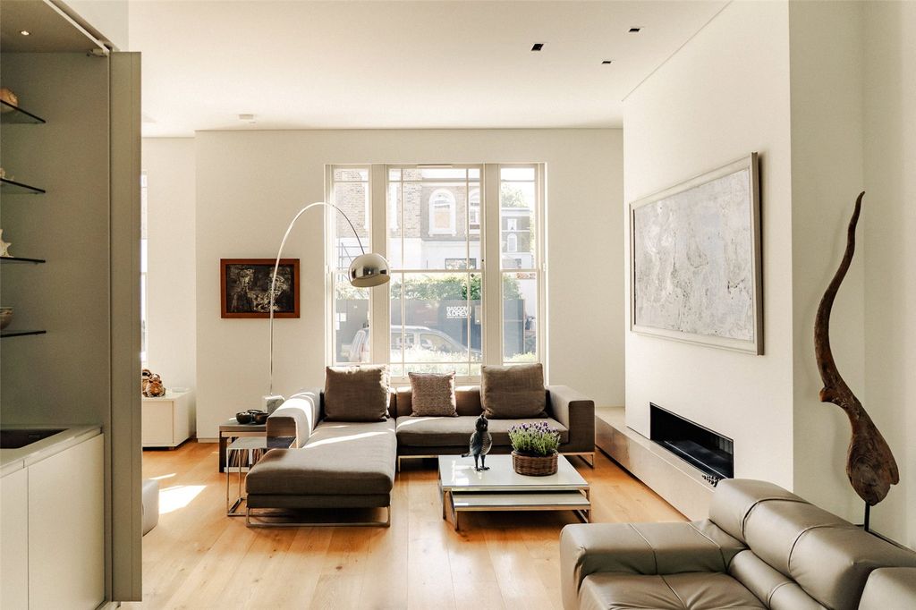 Property photo 2 of 14 Picture 2