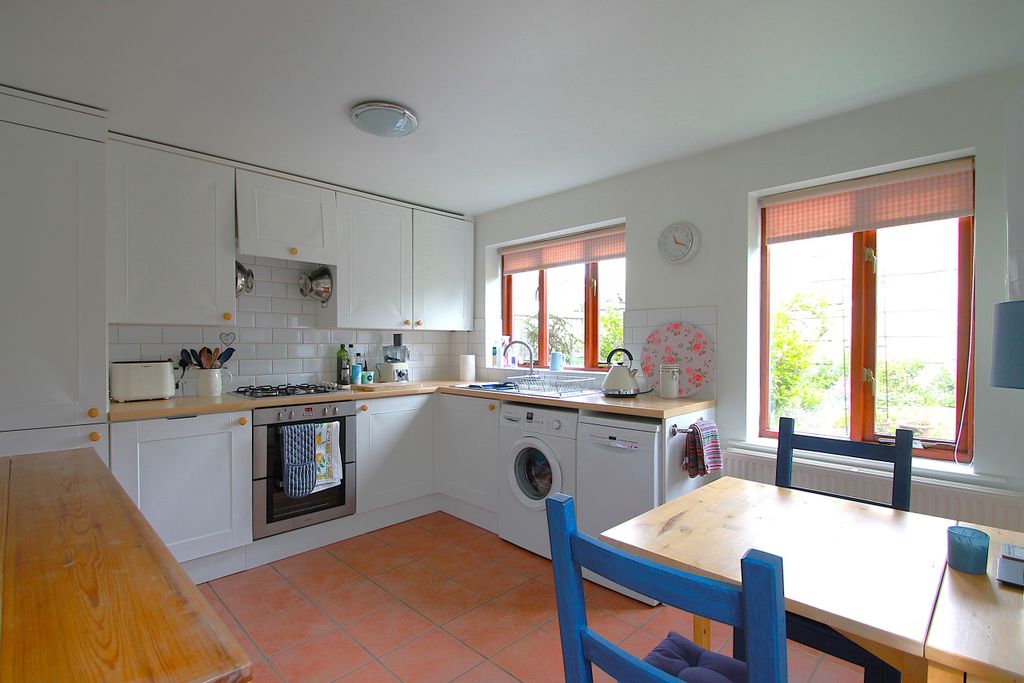 Property photo 2 of 17 Kitchen Diner