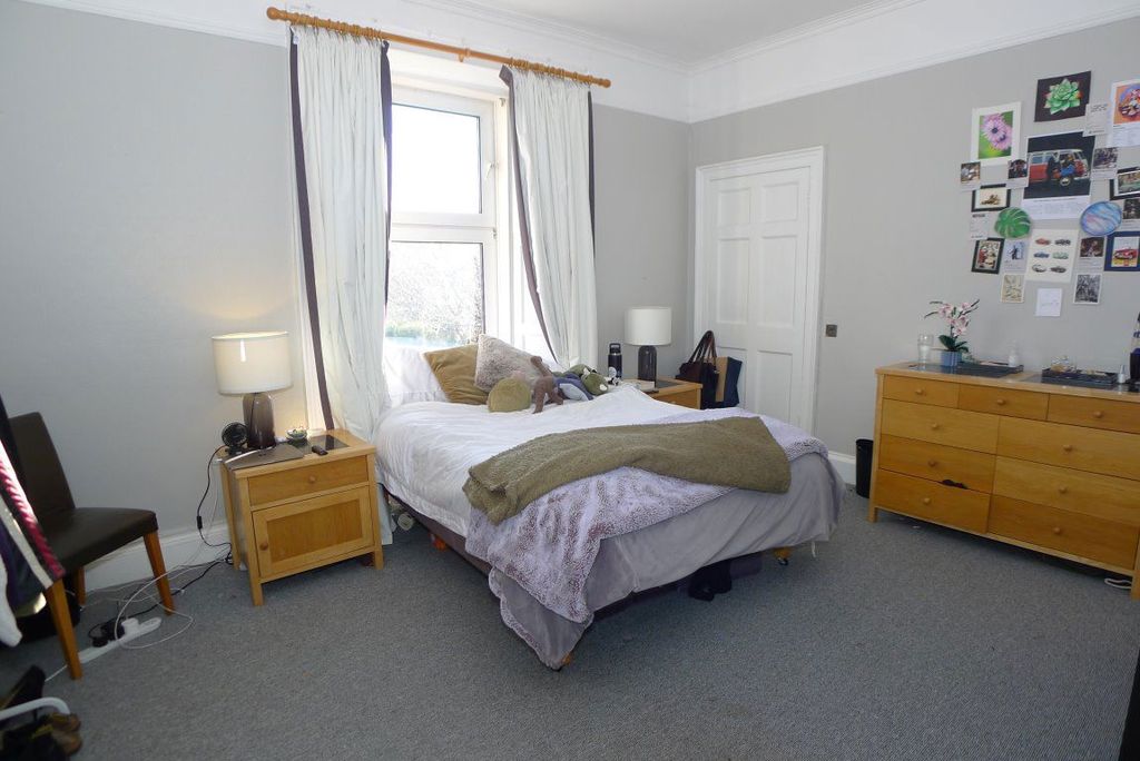 Additional image 6 of 2 bed flat to rent124 North Street, St Andrews KY16