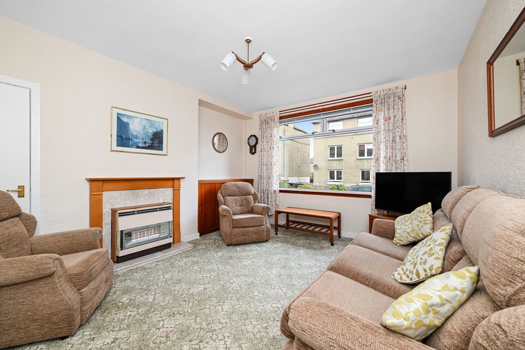 Property photo 2 of 17 Property Image 2