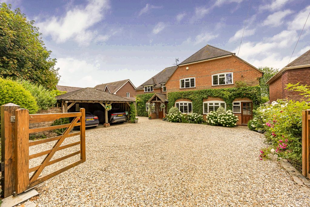 Property photo 1 of 33