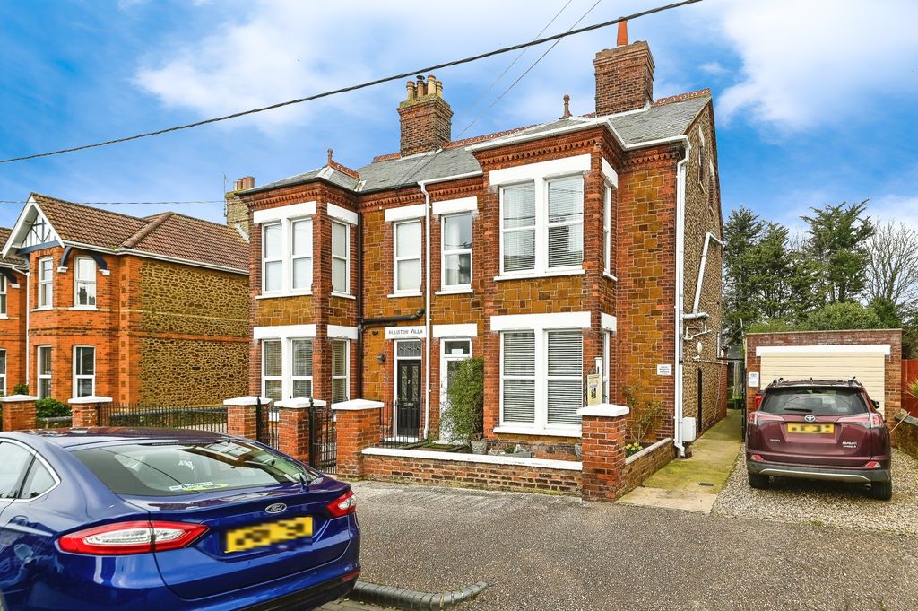 Property photo 1 of 33 14-15468695054
