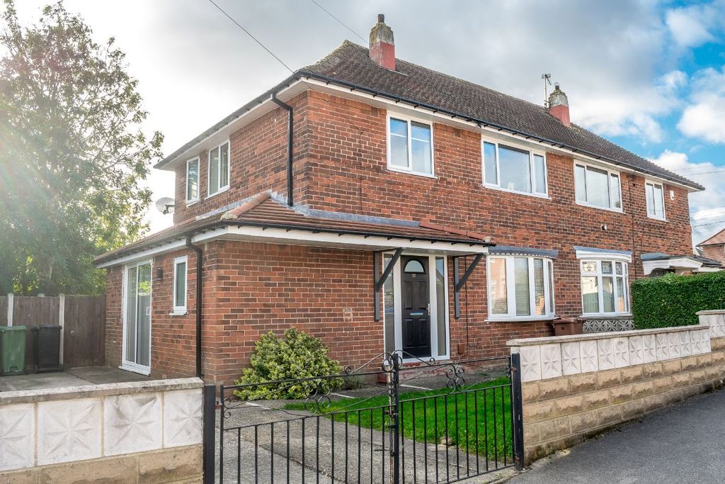 Property photo 1 of 37
