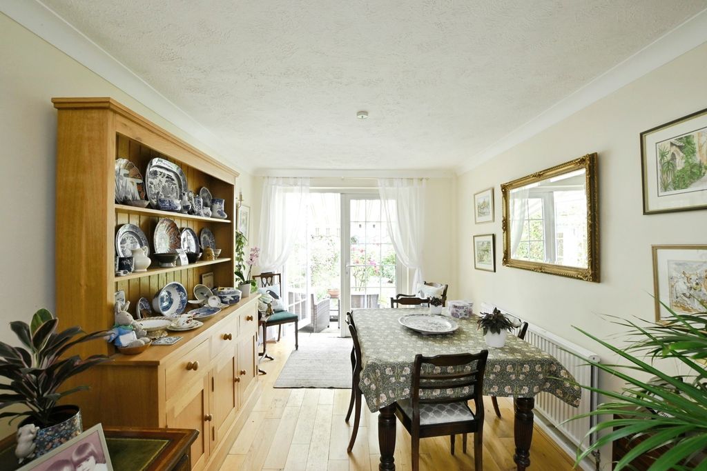 Property photo 3 of 13 Pbox-Img.Jpg