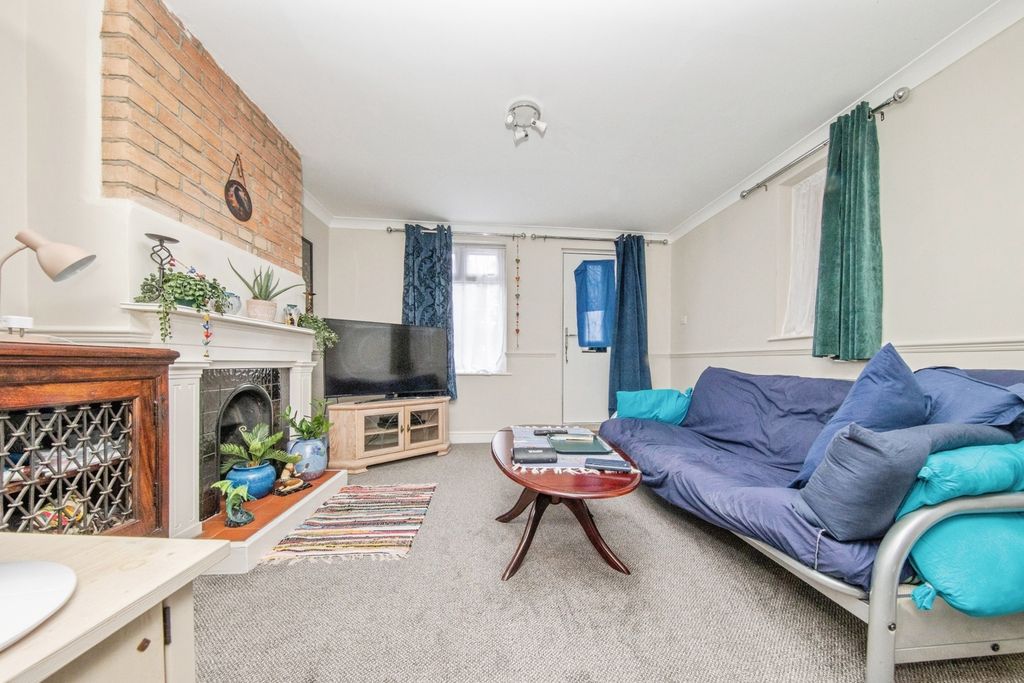 Property photo 3 of 15 Pbox-Img.Jpg