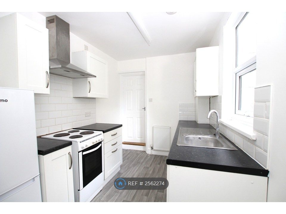 Property photo 3 of 7