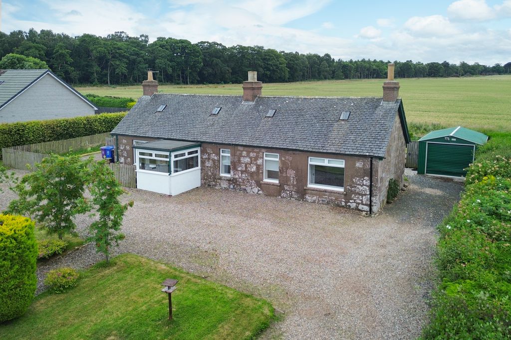 Property photo 1 of 37