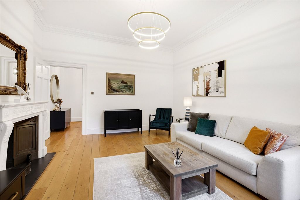 Property photo 3 of 16 Reception Room
