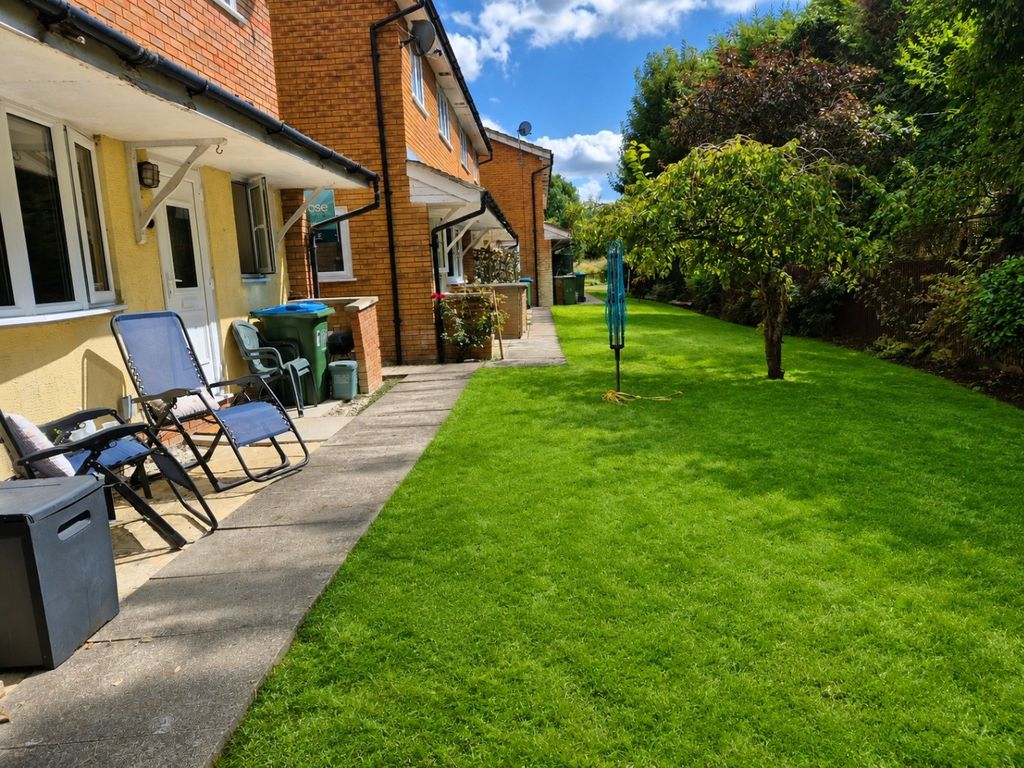 Property photo 2 of 12 5225352