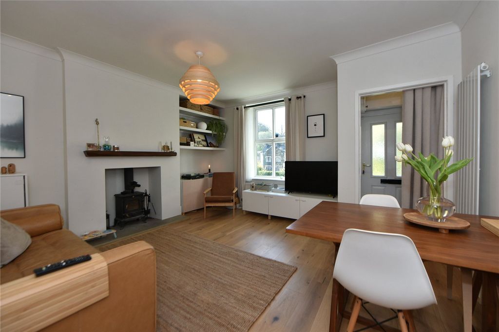 Property photo 3 of 11 Lounge Dining Room