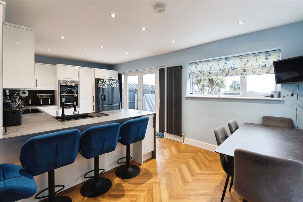 Property photo 3 of 20 Kitchen/Diner