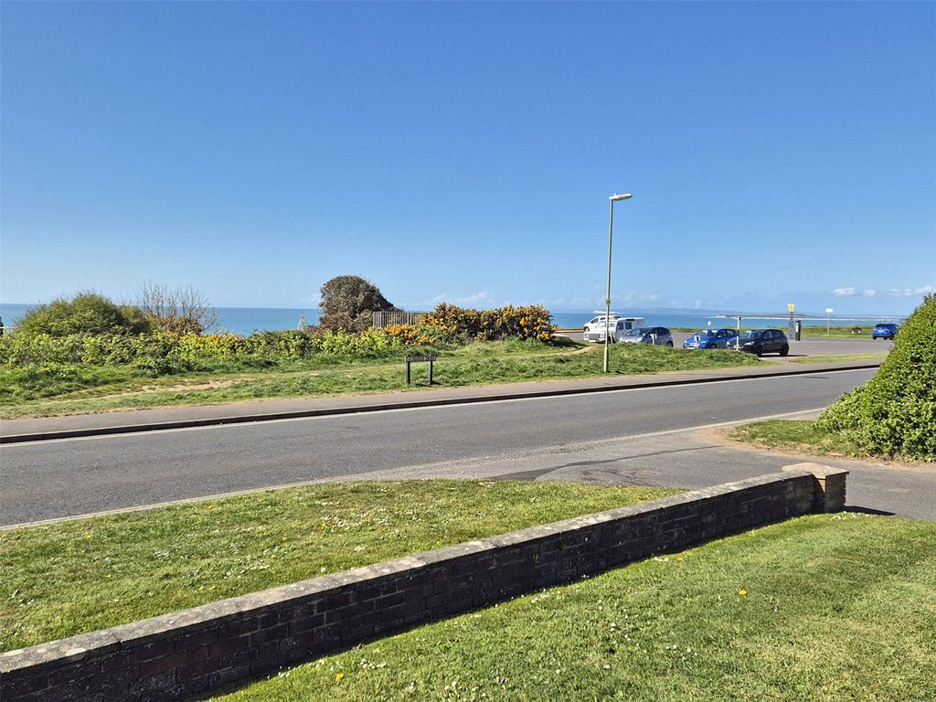 Property photo 2 of 13 Picture No. 34