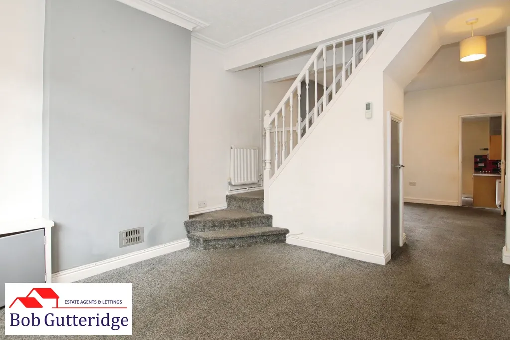 House in Stoke-on-Trent, Smallthorne - More