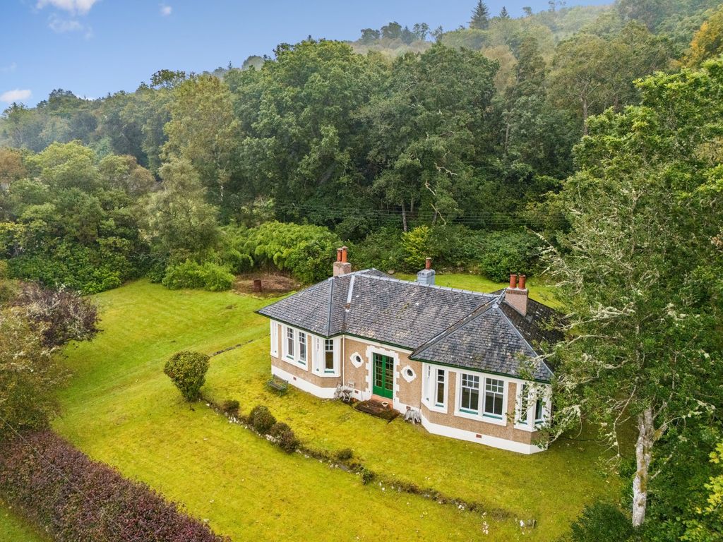 Property photo 1 of 28 Picture No. 03