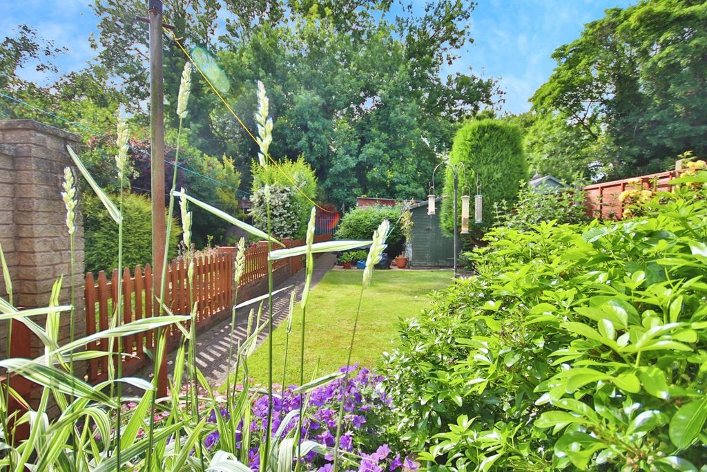 Property photo 3 of 16 4158866