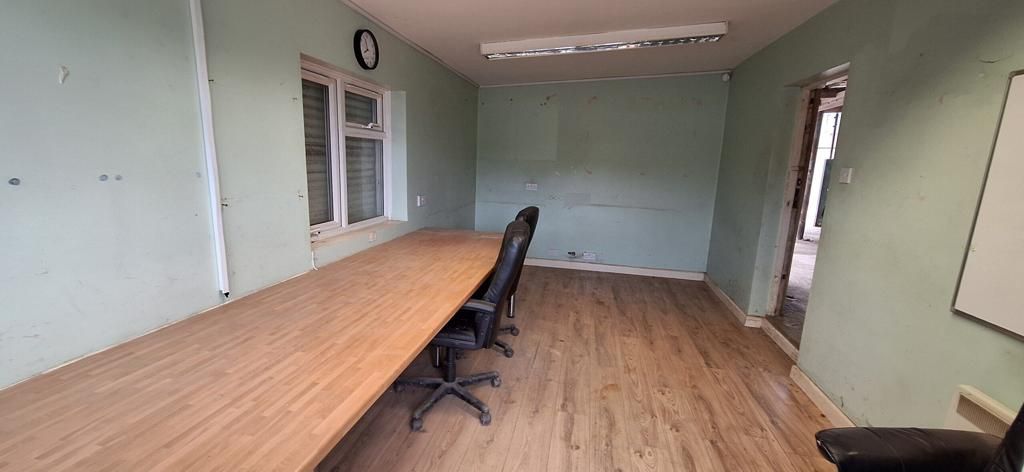 Property photo 2 of 5 Photo 2