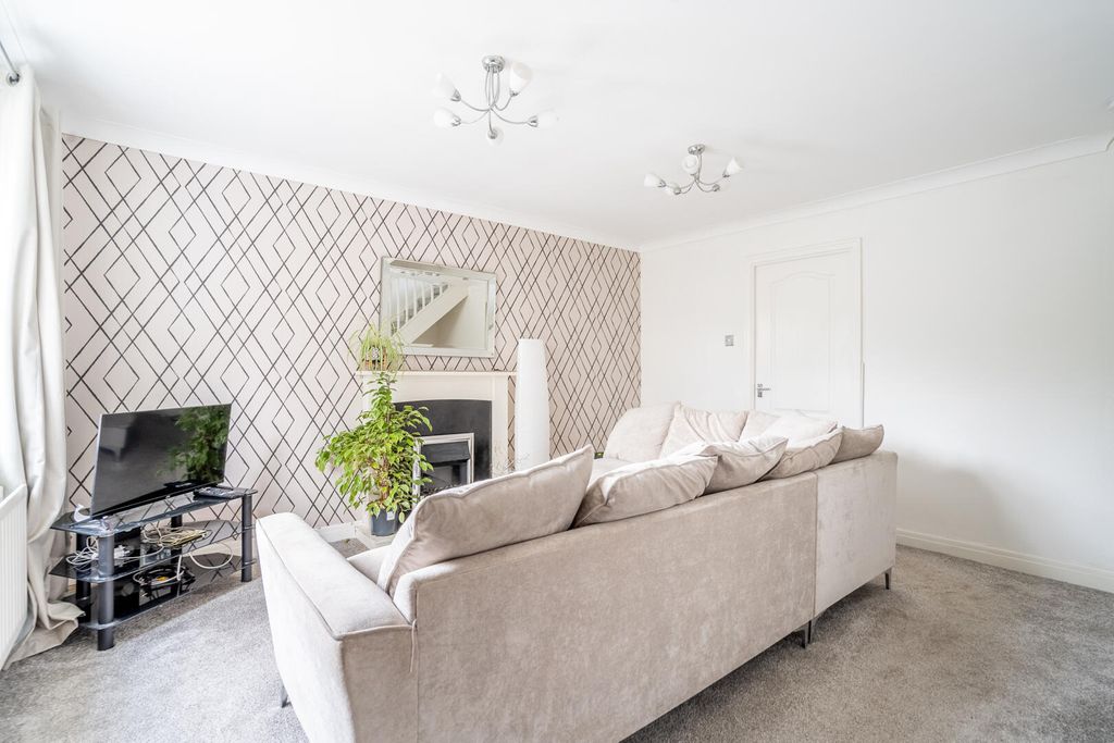 Property photo 2 of 12 Living Room