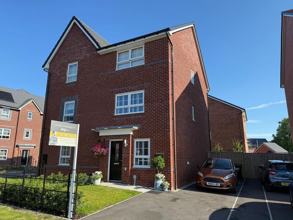 Property photo 1 of 33