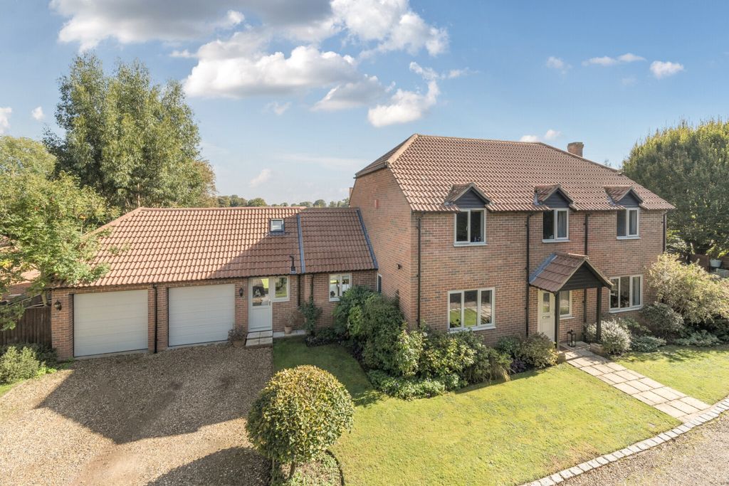 Property photo 1 of 23 Picture No. 32