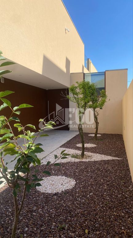 Property photo 1 of 25 4-Bedroom Villa With Pool 200m From The Beach