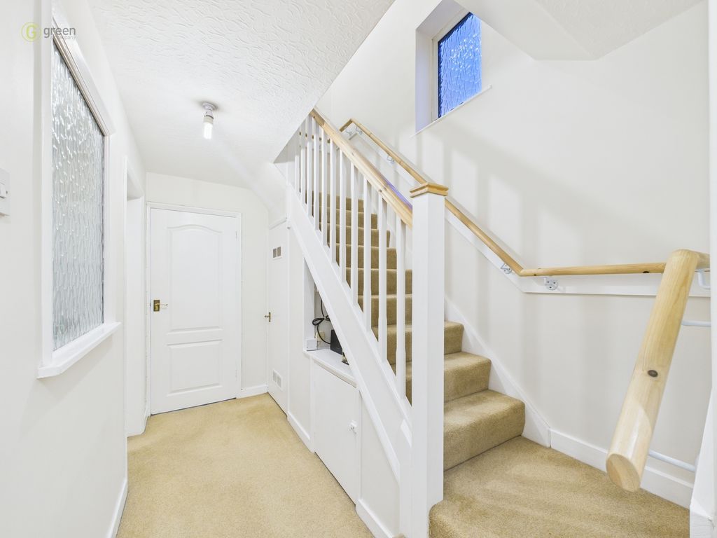 Property photo 3 of 35