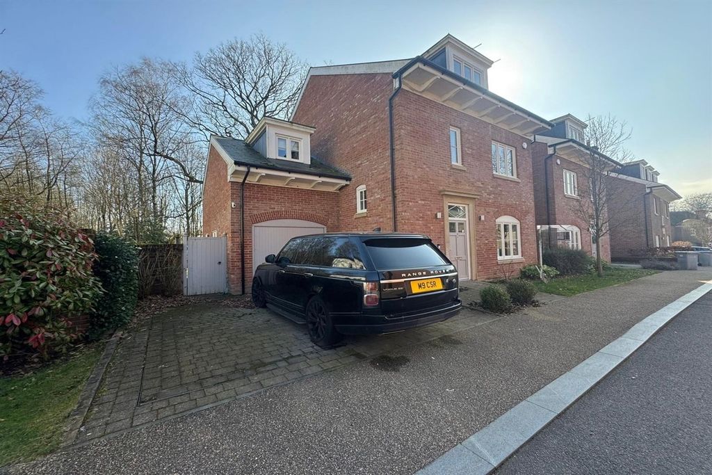 Property photo 1 of 19 (Main)