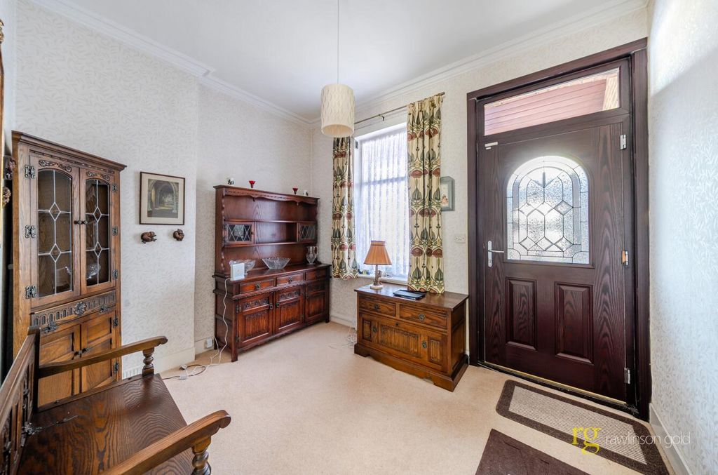 Property photo 2 of 18 E345d11E-Cce0-440E-A82d-735Ae89B36F5.Jpg