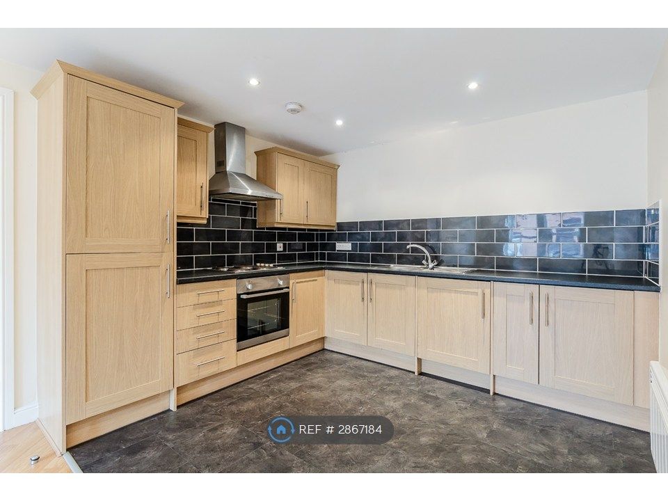 Property photo 1 of 12 Kitchen